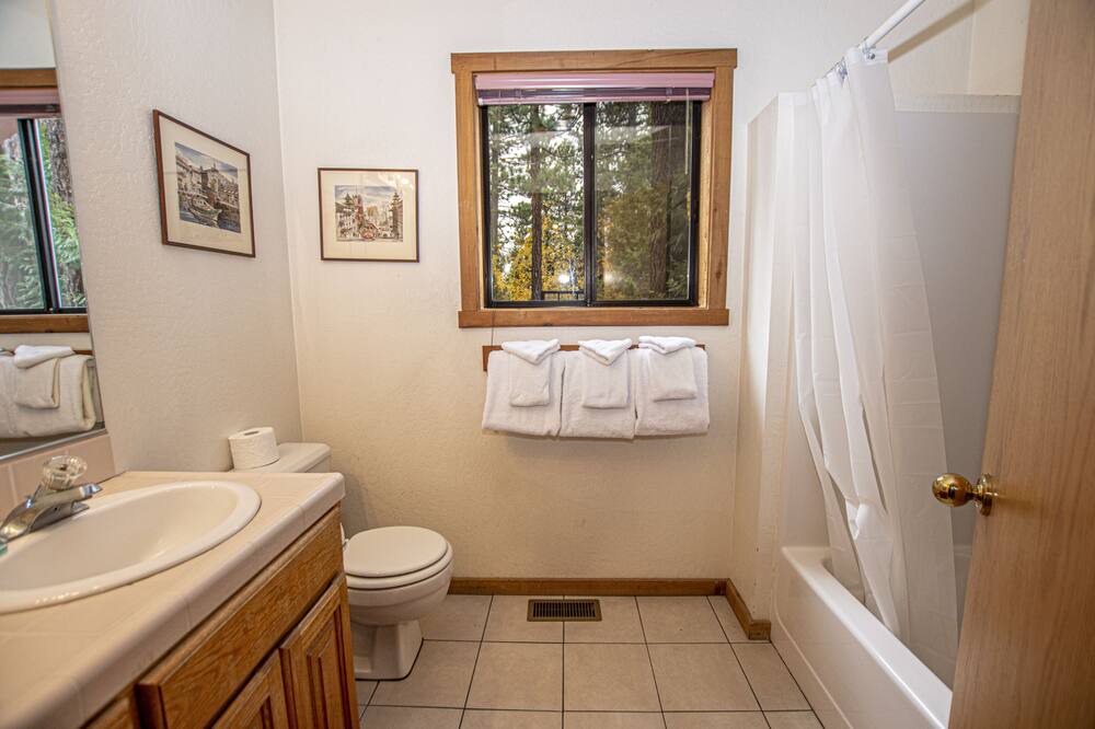 Photo of Others in Lake Forest