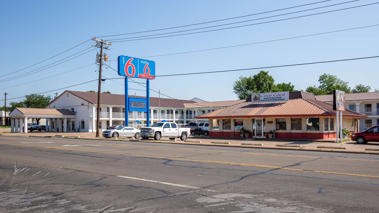 Photo of Outdoor in Bryan
