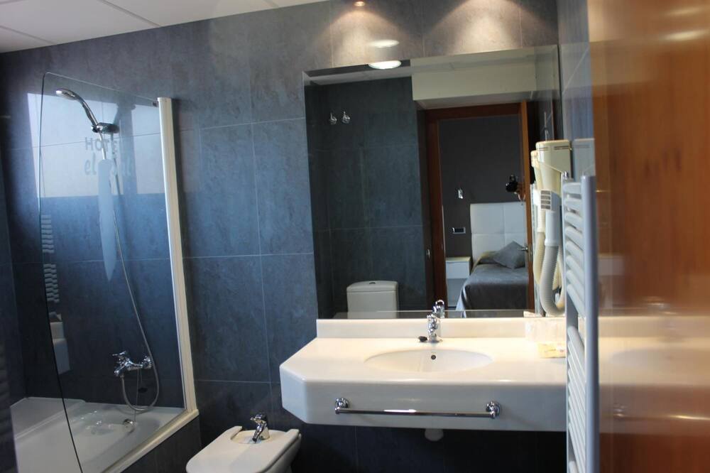 Photo of Bathroom in Valderrobres