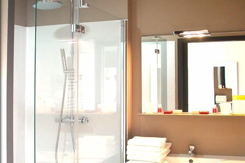 Photo of Bathroom in Essoyes