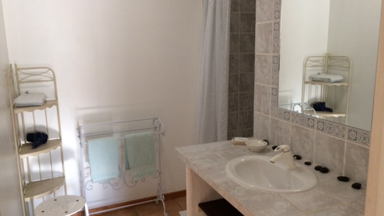 Photo of Bathroom in Montseret