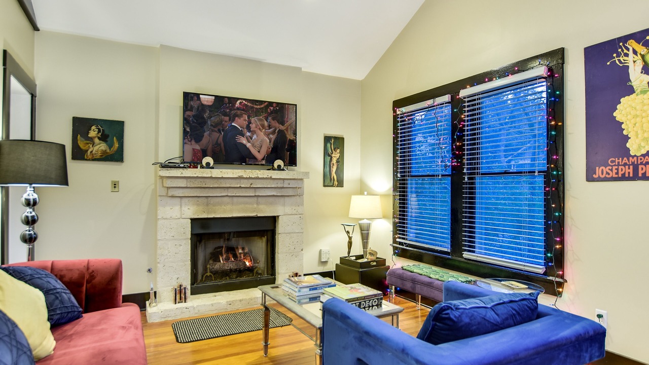 Photo of Livingroom in Travis Heights