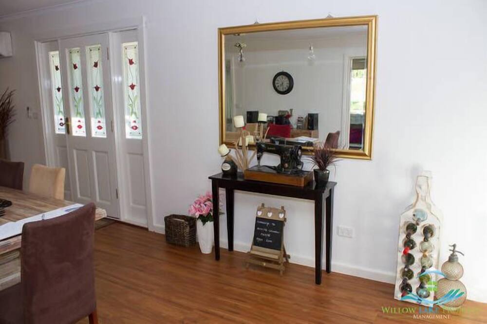 Photo of Livingroom in Macs Cove