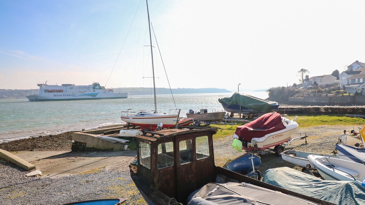 Photo of Others in Llanstadwell