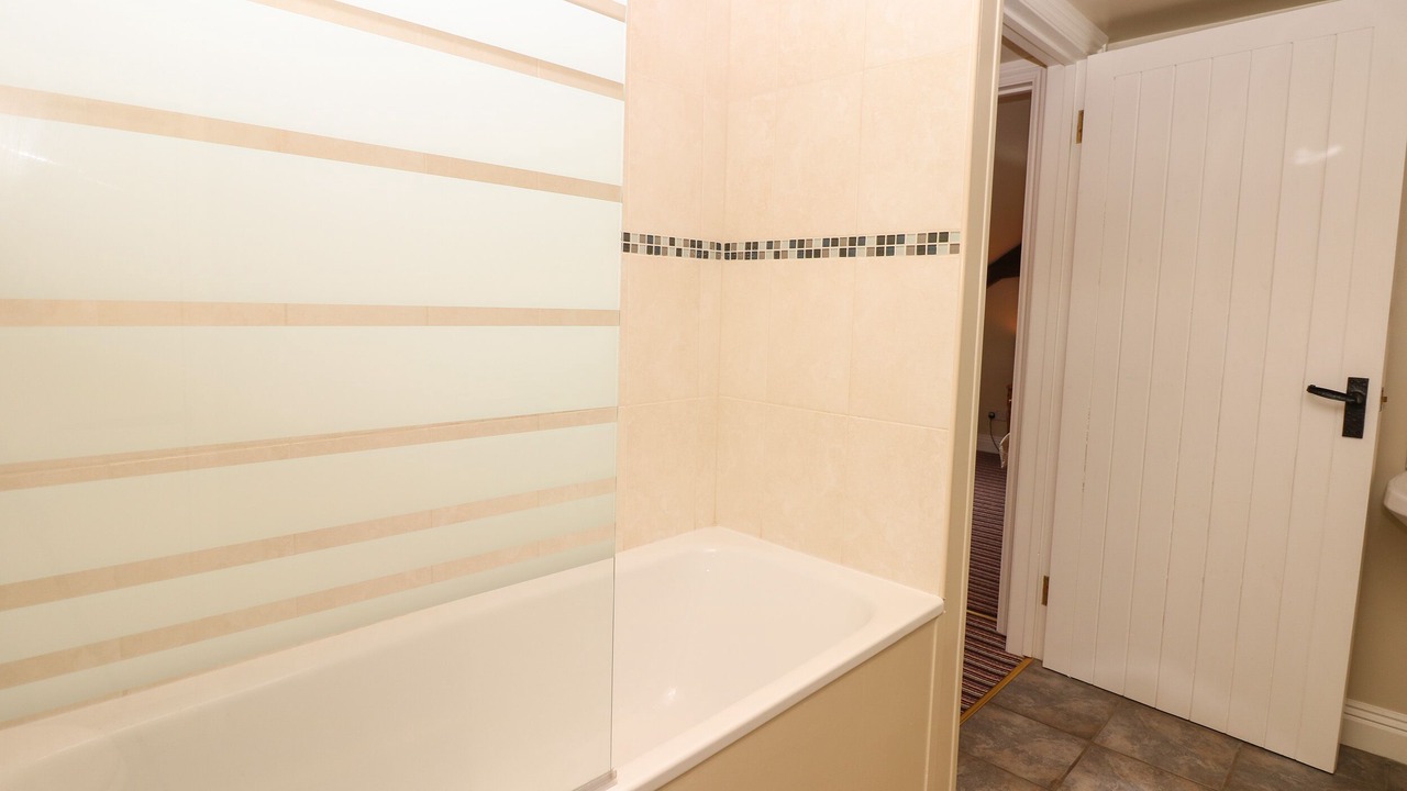 Photo of Bathroom in Colyton