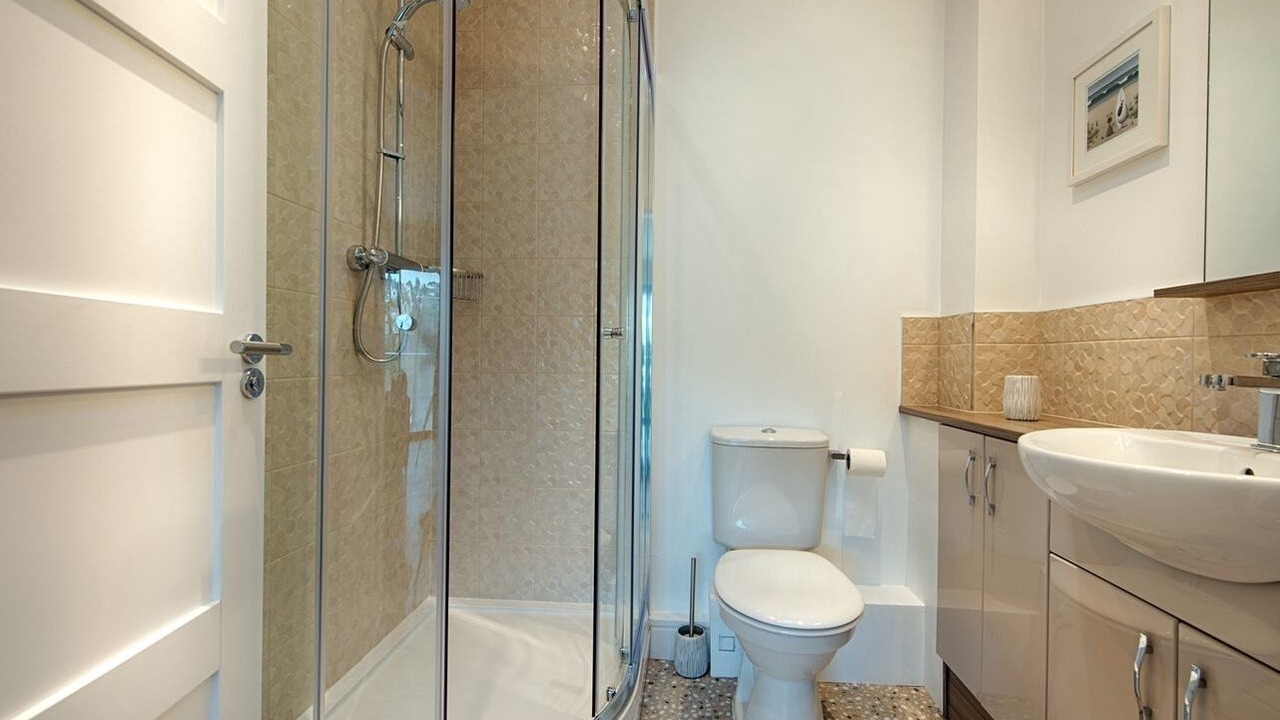 Photo of Bathroom in Newton Ferrers