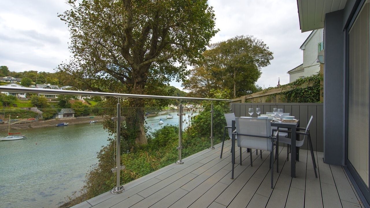 Photo of Patio Balcony in Newton Ferrers