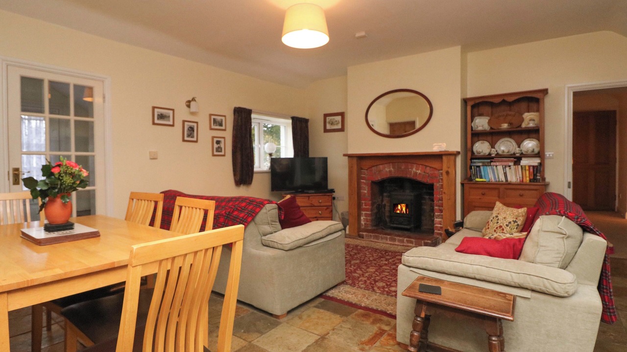 Photo of Others in Black Torrington