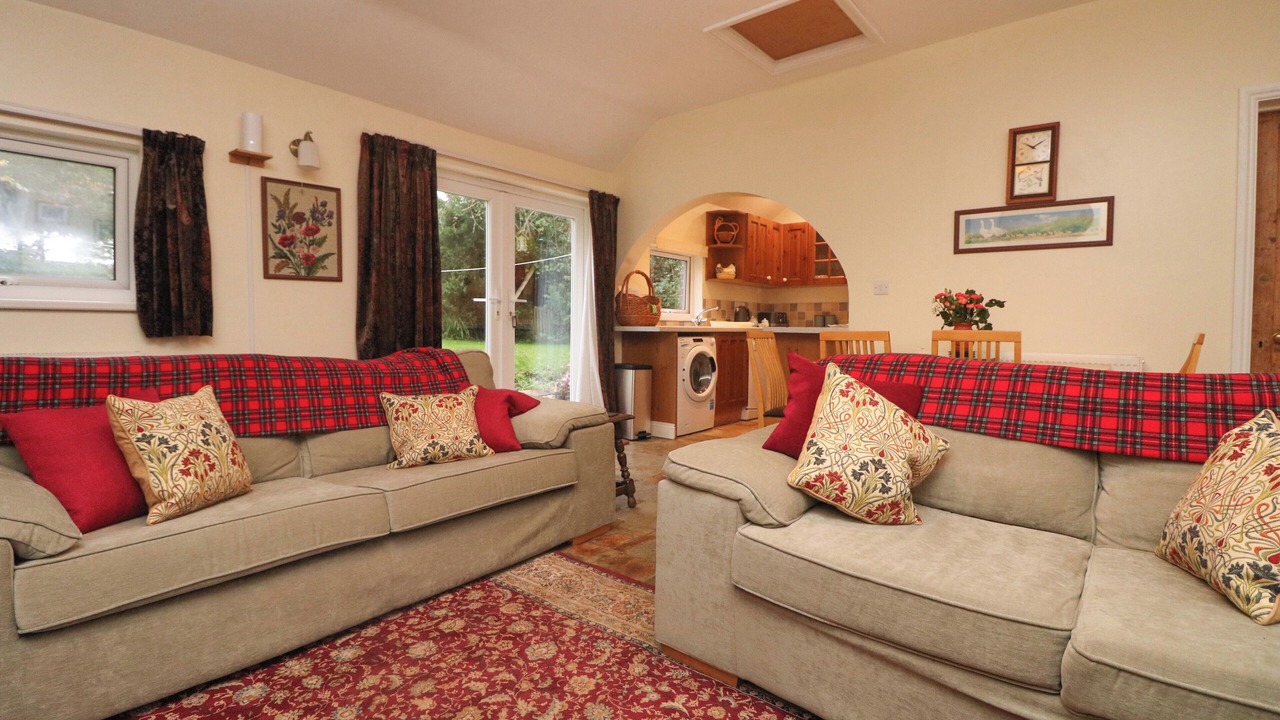 Photo of Others in Black Torrington