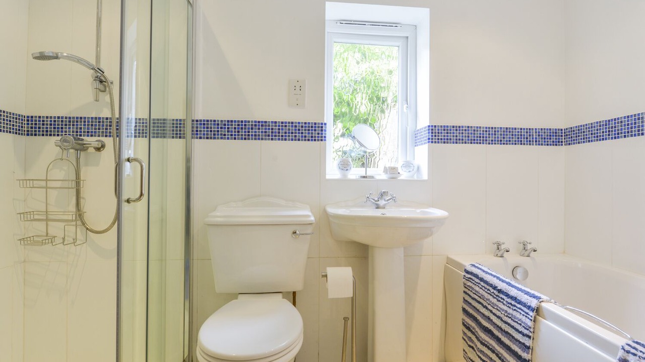 Photo of Others in Black Torrington