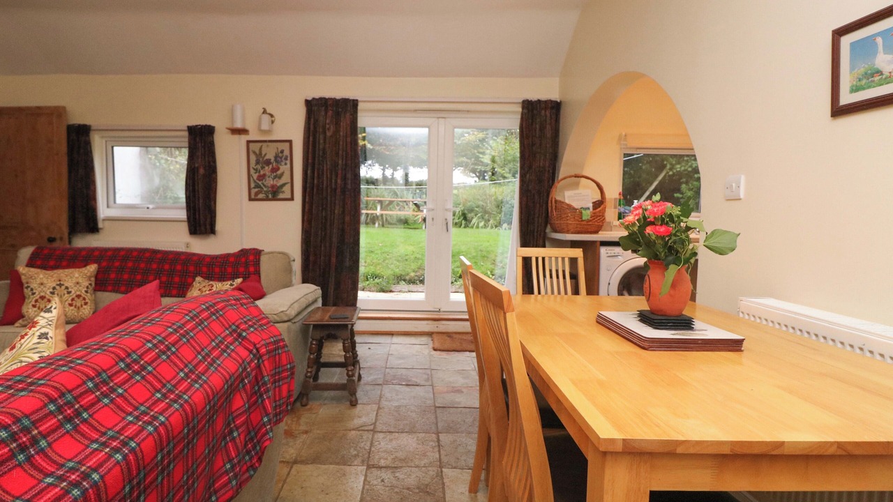 Photo of Others in Black Torrington