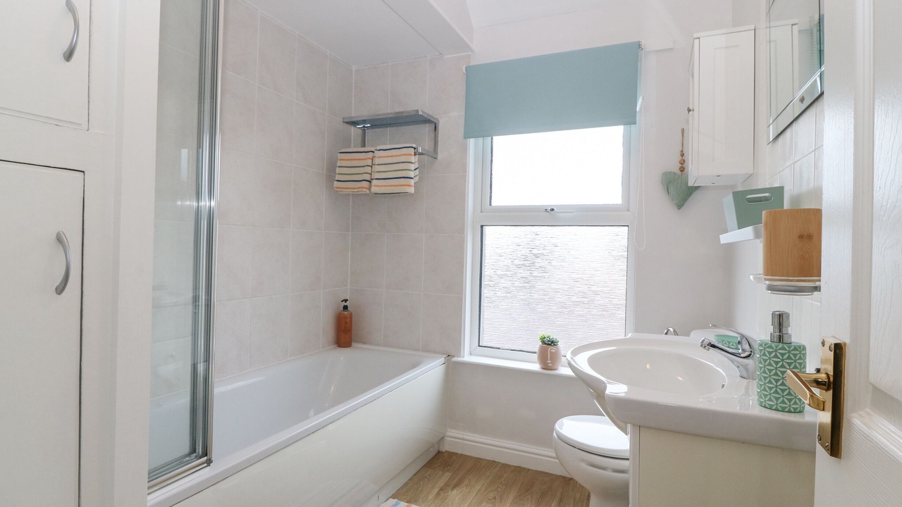 Photo of Bathroom in Trefor