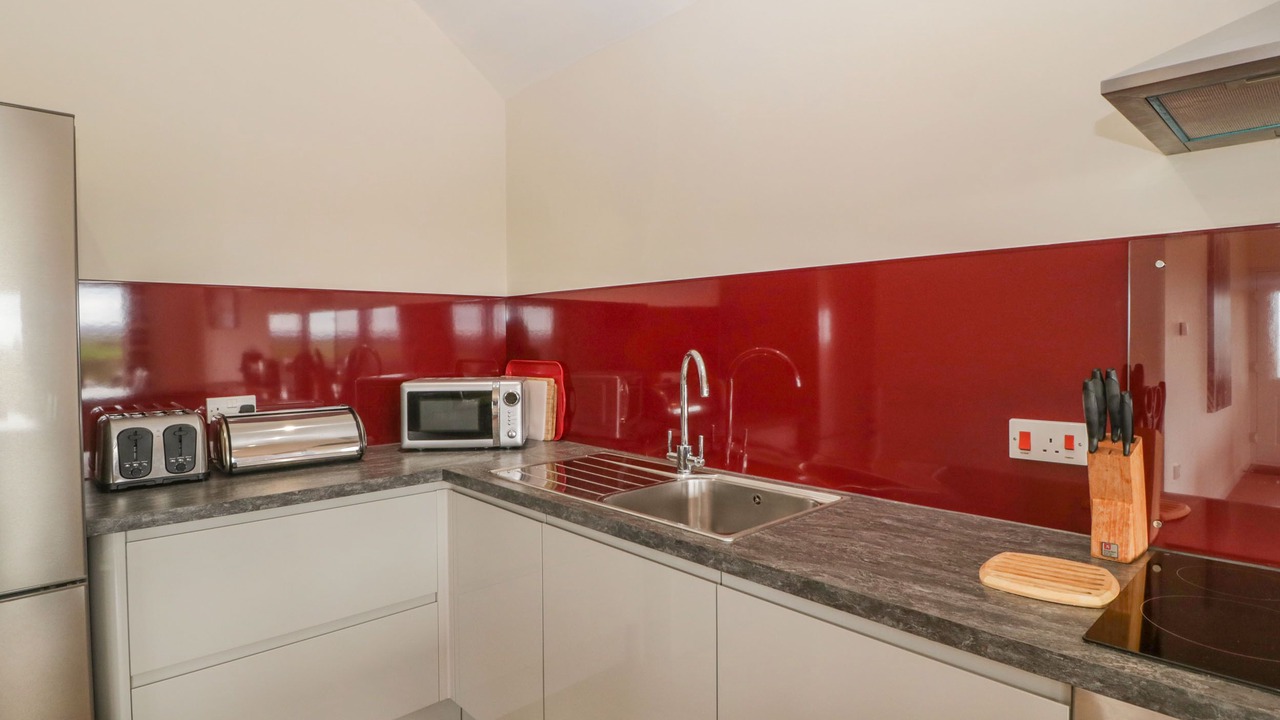 Photo of Others in Queen Camel