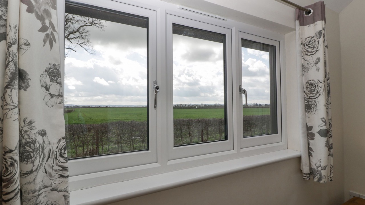 Photo of Others in Queen Camel