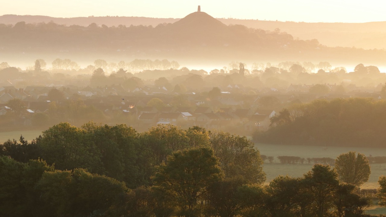 Photo of Others in Queen Camel