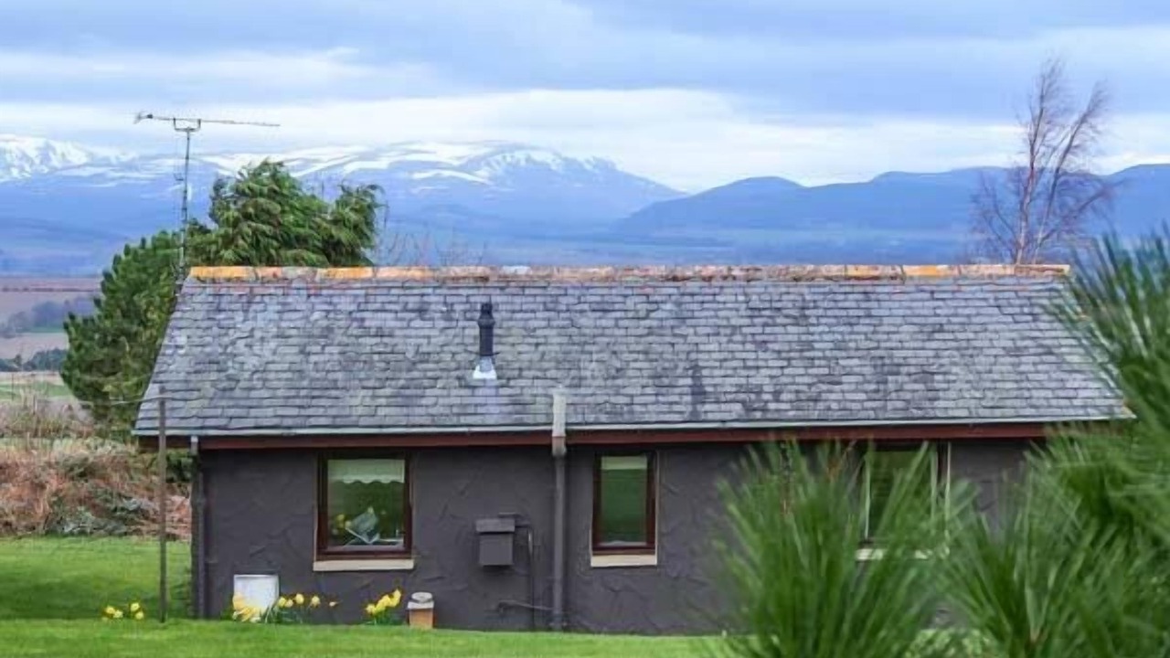 Photo of Buildings in Dingwall