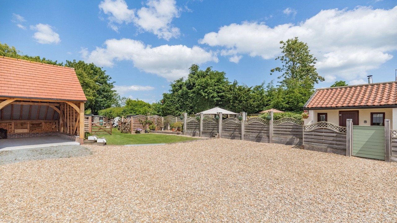 Photo of Others in Ulrome