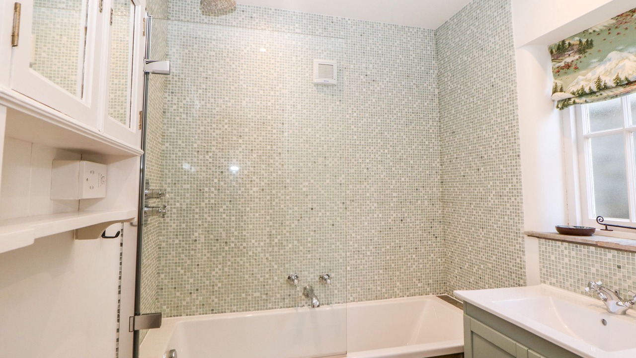 Photo of Bathroom in Bakewell