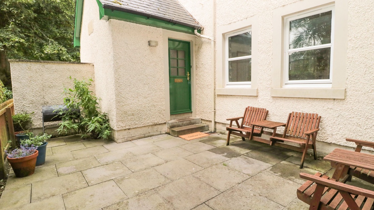 Photo of Others in Duns