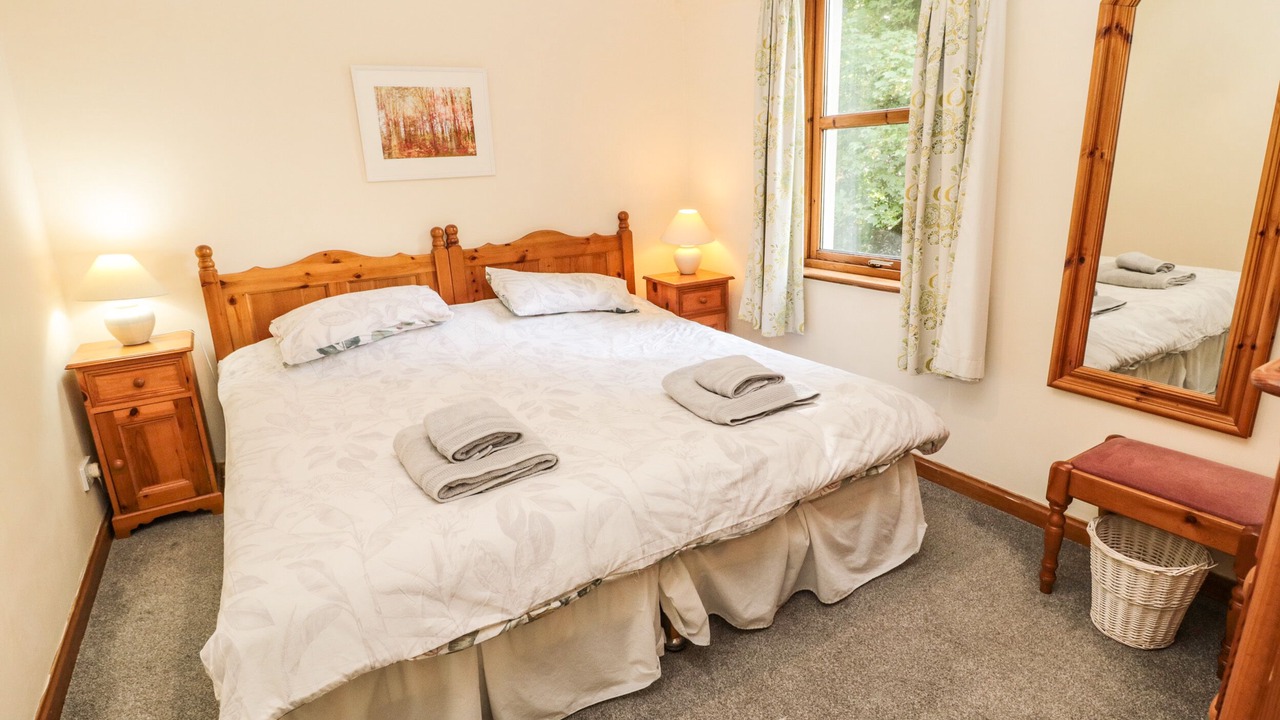 Photo of Others in Duns