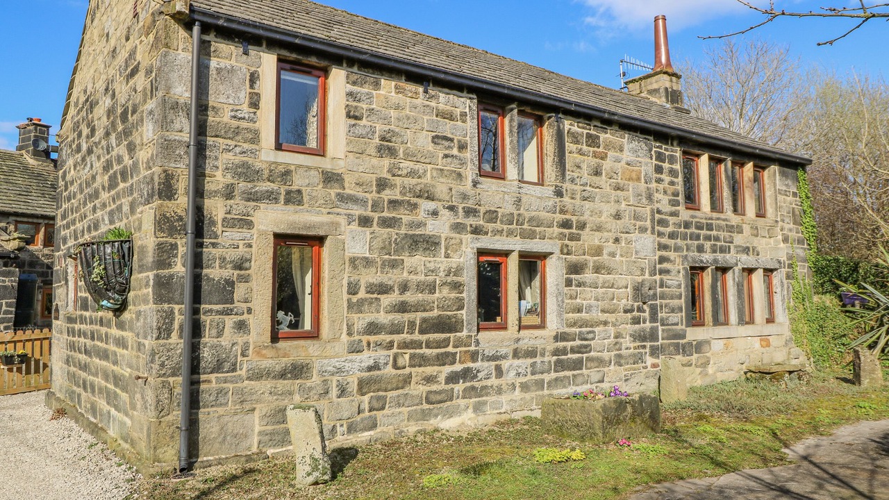 Photo of Outdoor in Walsden