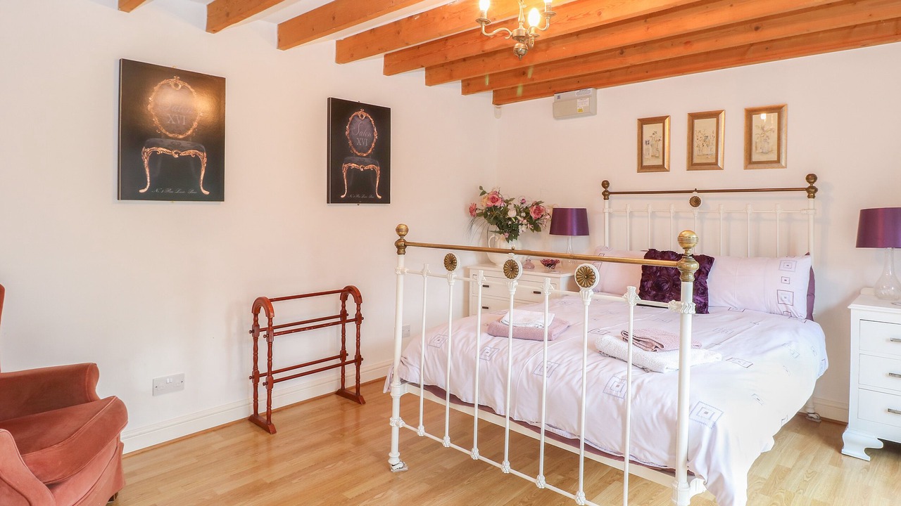 Photo of Others in West End