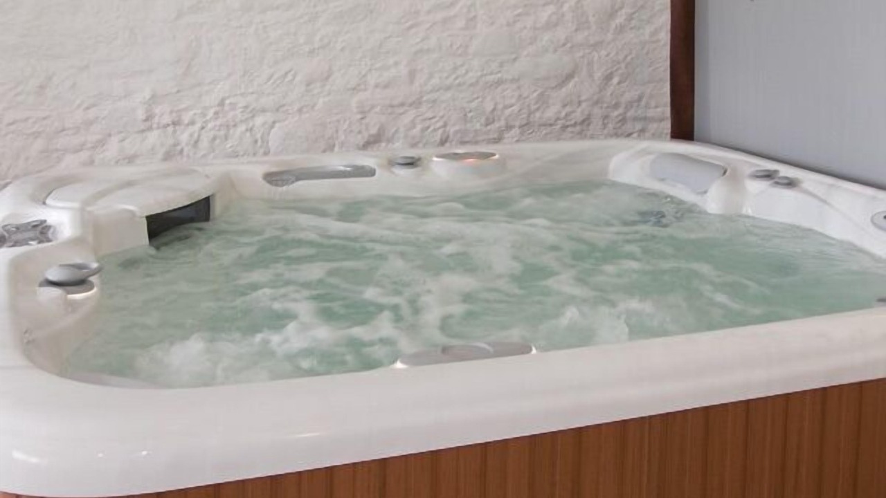 Photo of Others in Annan