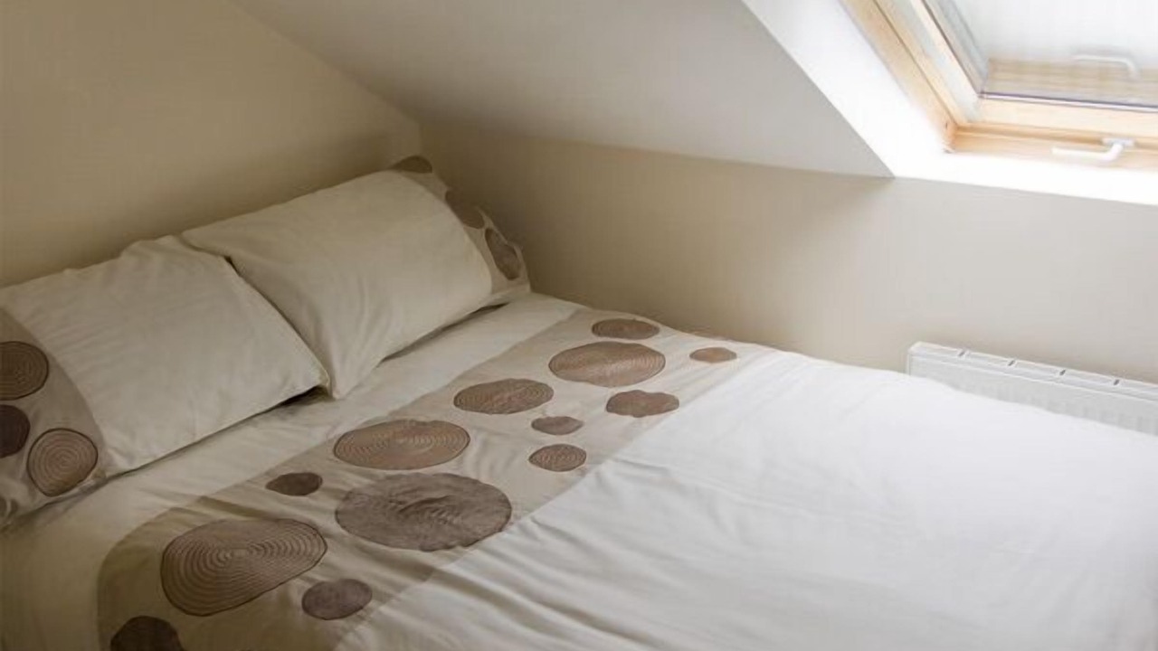 Photo of Others in Annan