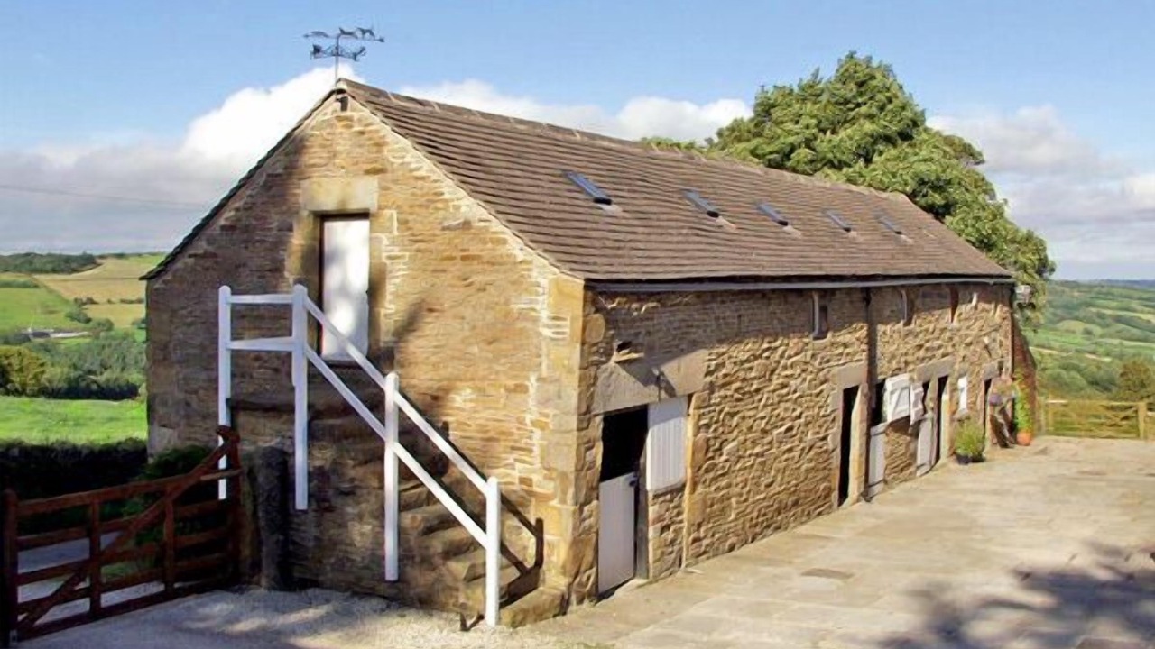 Photo of Buildings in Beeley