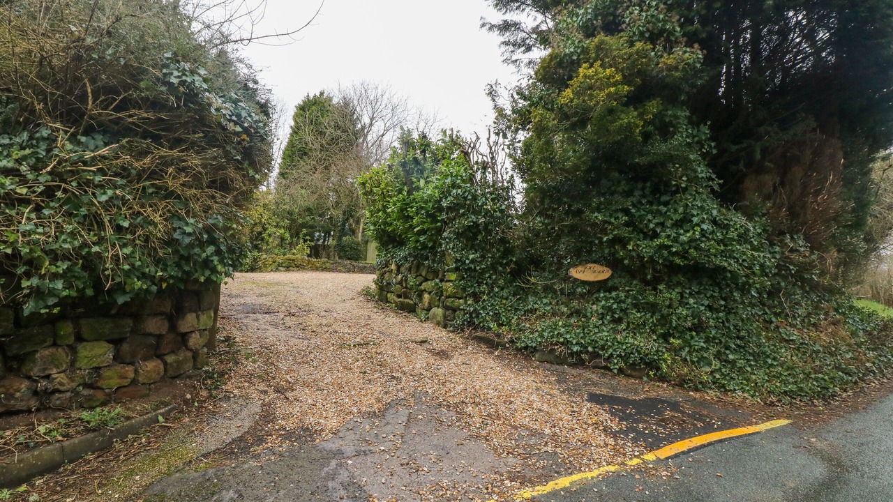 Photo of Others in Farley