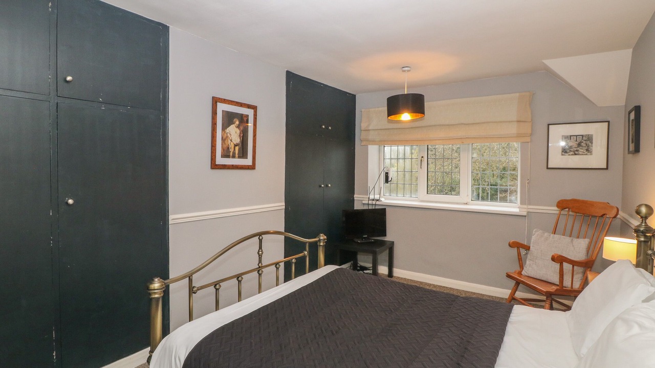 Photo of Others in Farley