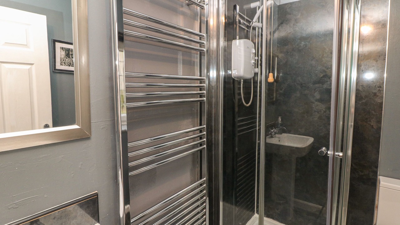 Photo of Others in Farley