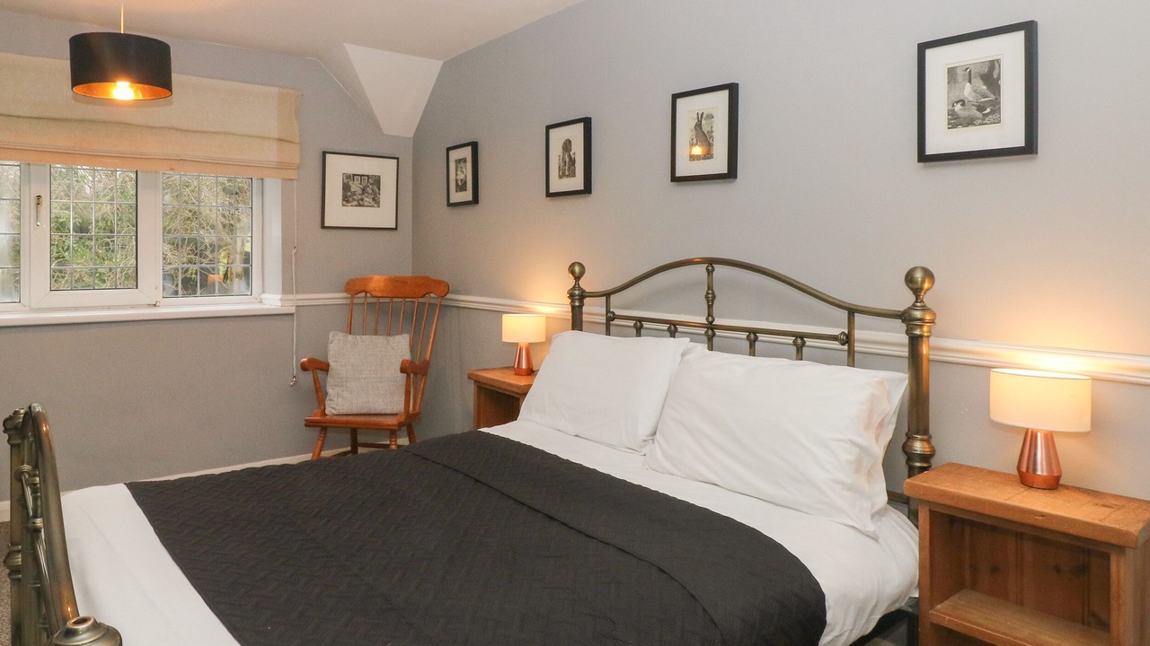 Photo of Others in Farley