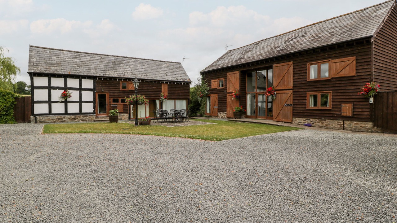 Photo of Others in Pembridge