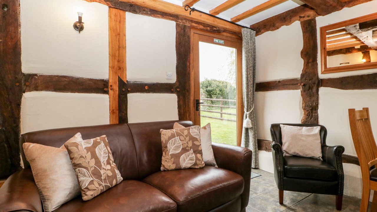 Photo of Others in Pembridge