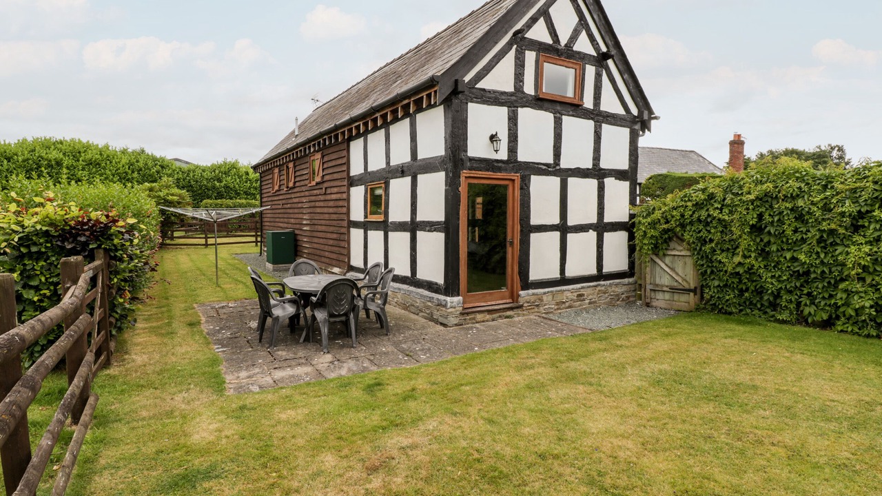 Photo of Others in Pembridge