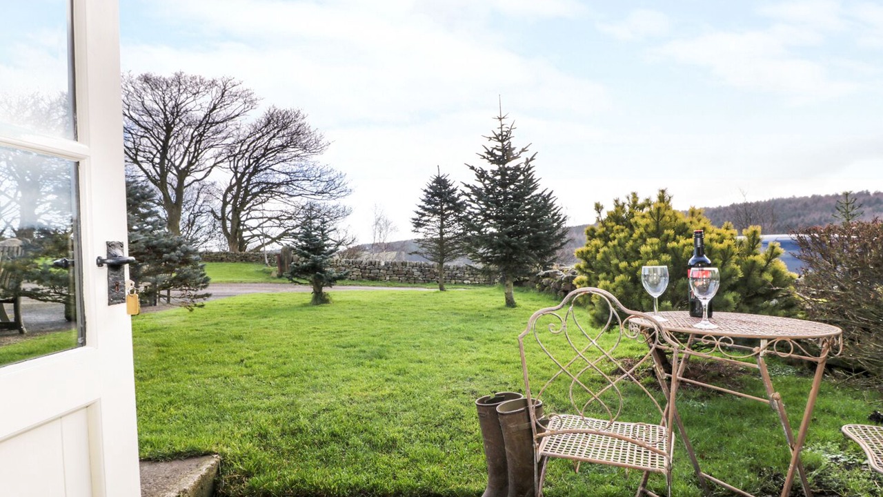 Photo of Others in Staintondale