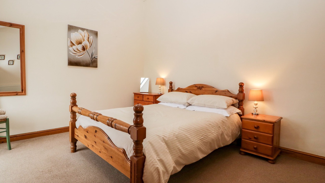 Photo of Others in North Perrott