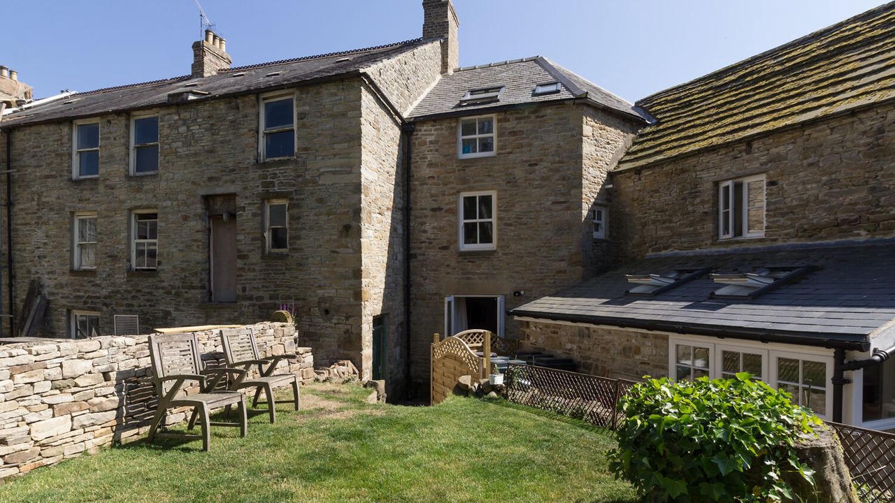 Photo of Others in Catton