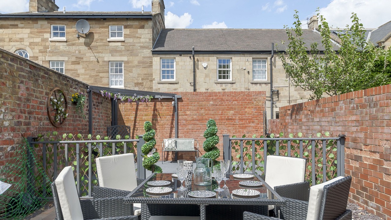 Photo of Patio Balcony in Guisborough