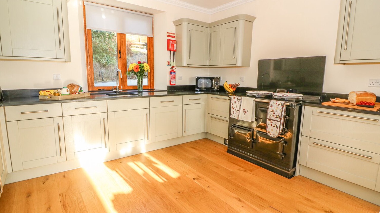 Photo of Kitchen in Rhayader