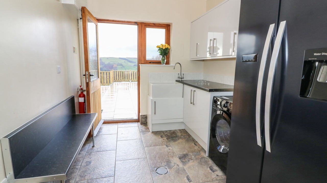 Photo of Kitchen in Rhayader