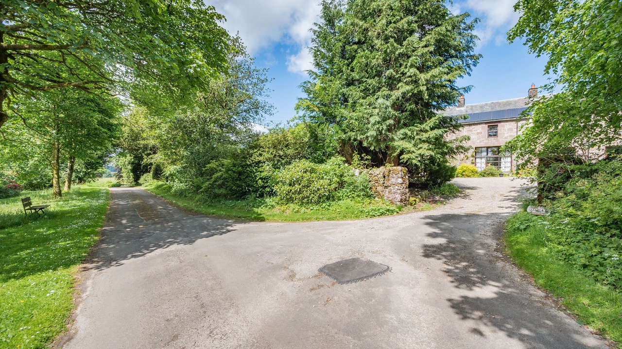 Photo of Others in Dunblane