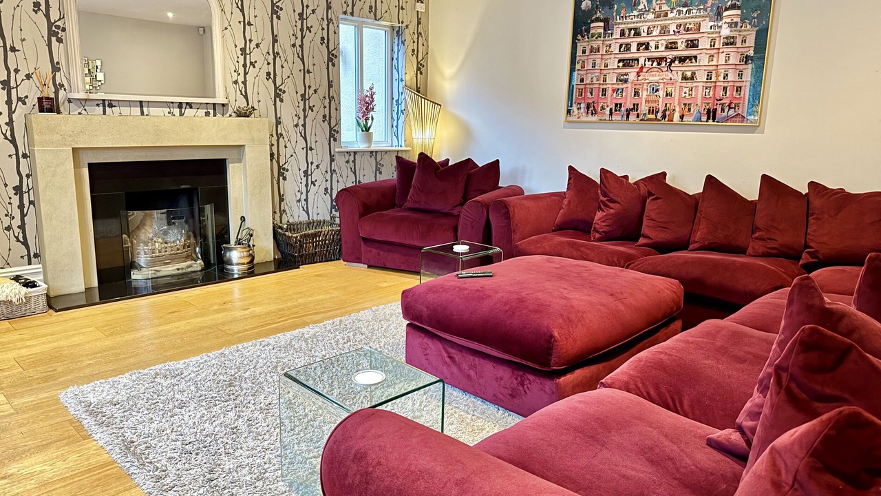 Photo of Others in Padfield