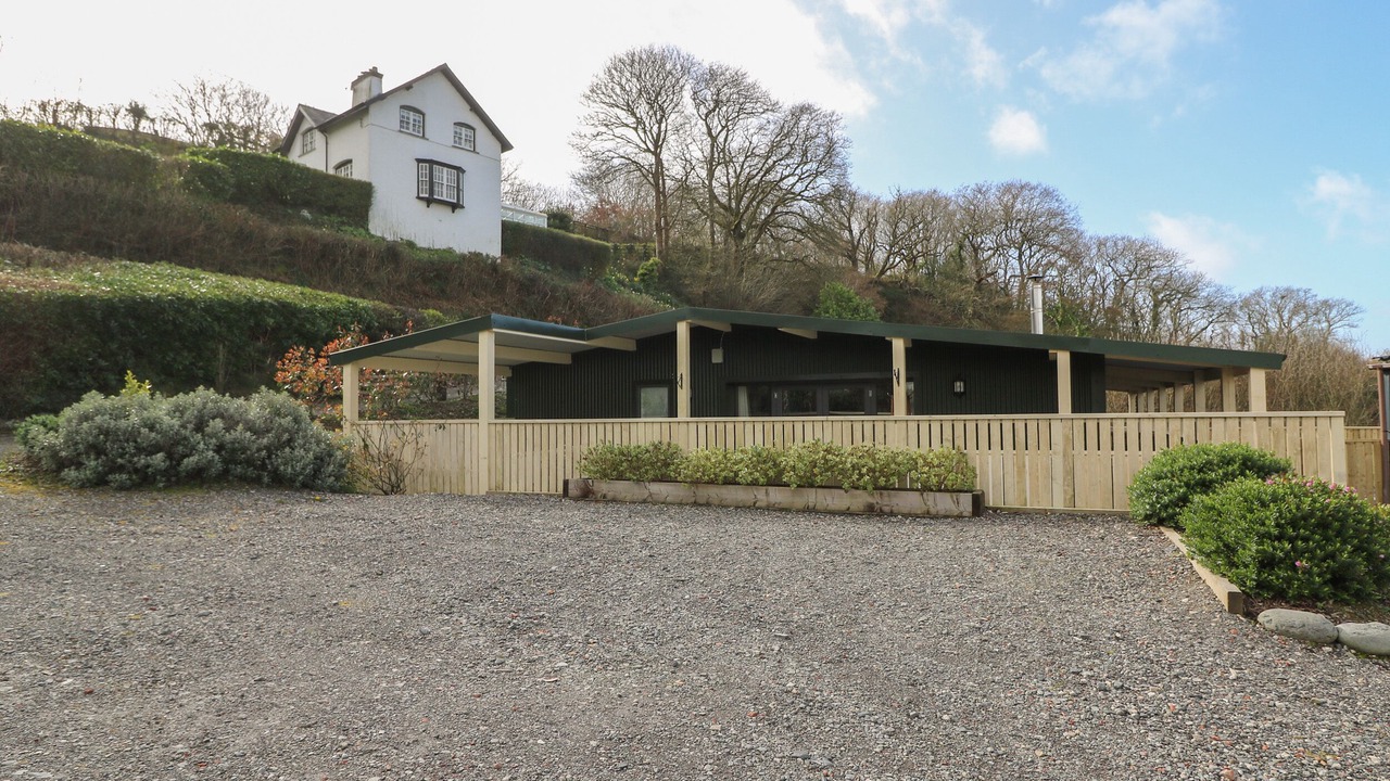 Photo of Others in Borth