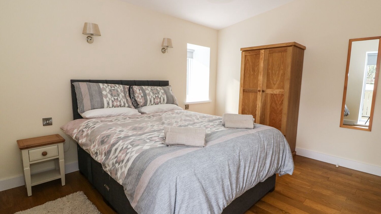 Photo of Others in Borth