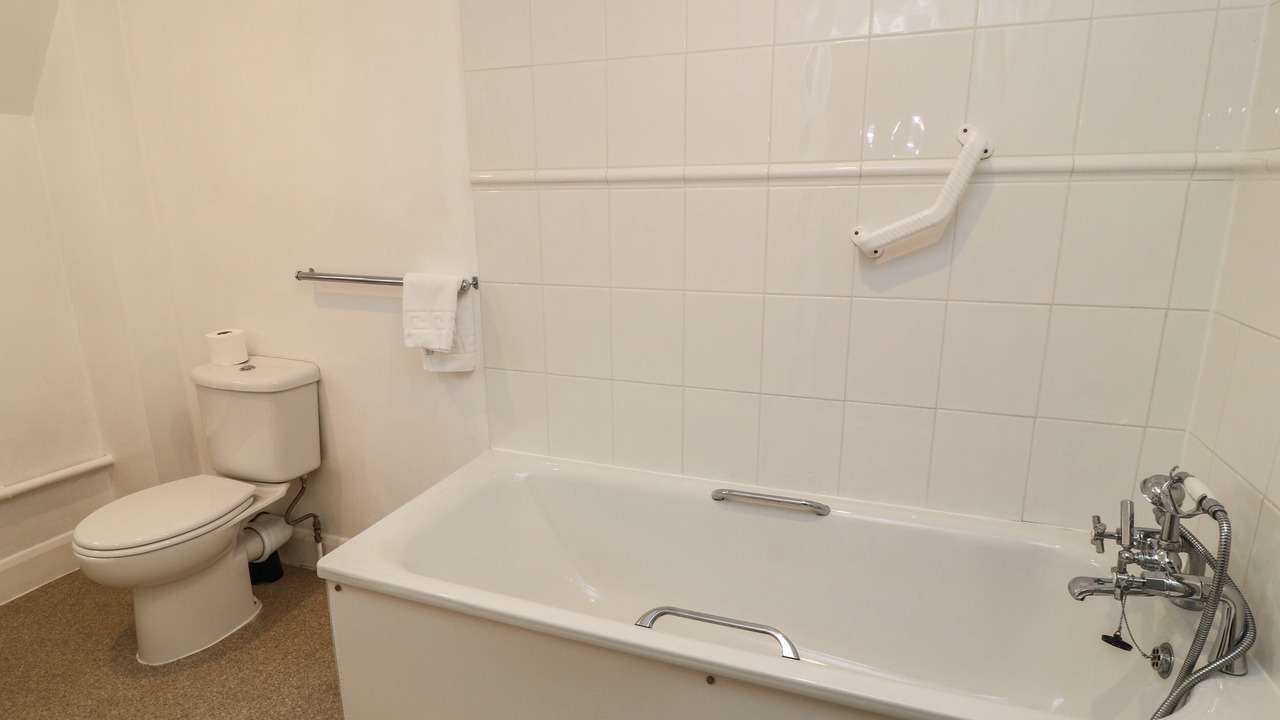 Photo of Others in Shoscombe