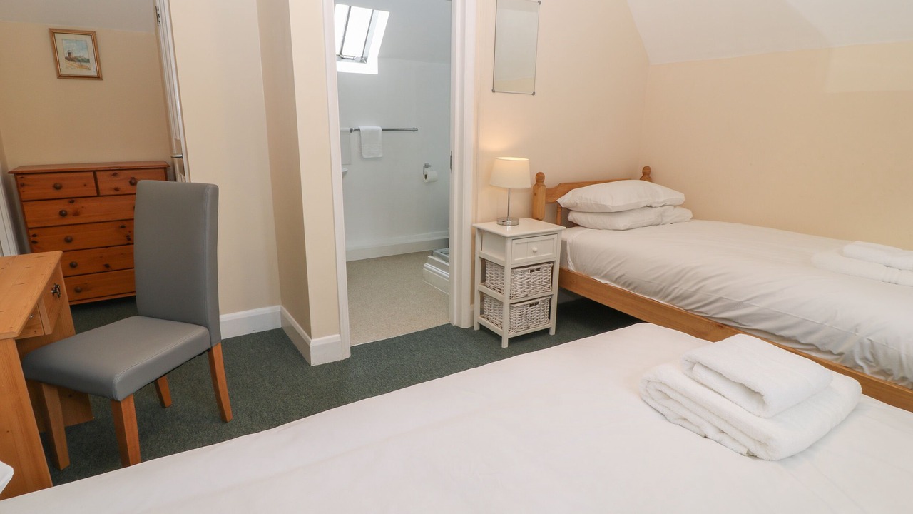 Photo of Others in Shoscombe