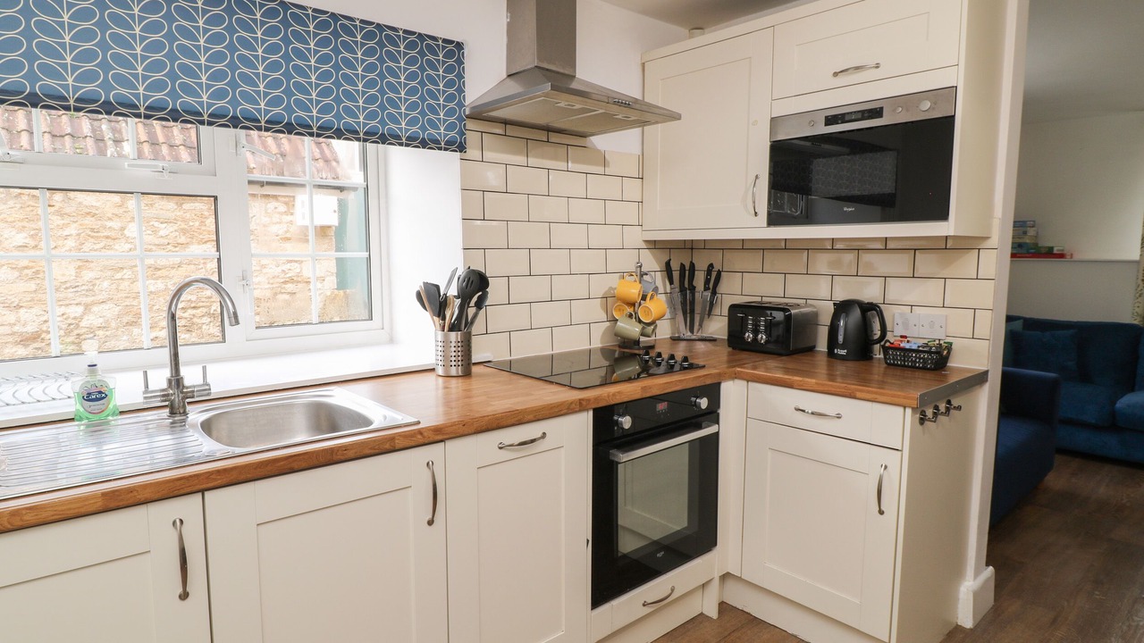 Photo of Kitchen in Shoscombe