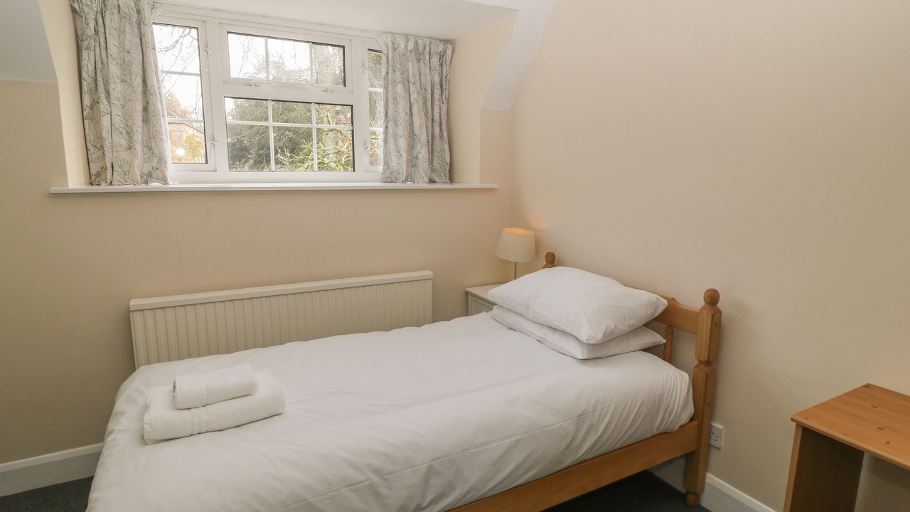 Photo of Others in Shoscombe